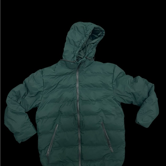 ✨ Dark Green H&M puffer jacket ✨